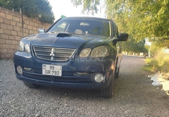 Mitsubishi Airtrek 2002, 300,000 km - 2.0 l - Ağdam