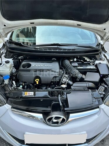 Hyundai Avante 2014, 198,000 km - 1.6 л - Bakı