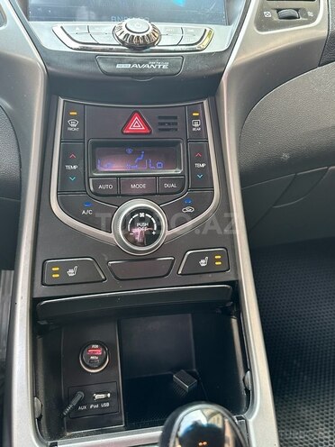 Hyundai Avante 2014, 198,000 km - 1.6 л - Bakı