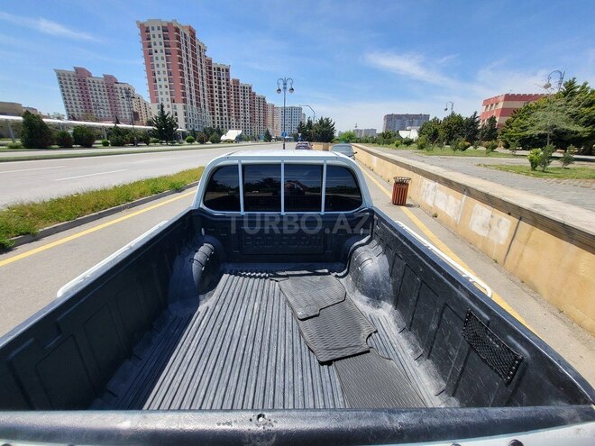 Mitsubishi L200 2016, 324,000 km - 2.5 l - Bakı
