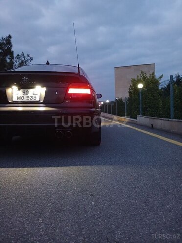BMW 525 2001, 275,000 km - 2.5 l - Bakı