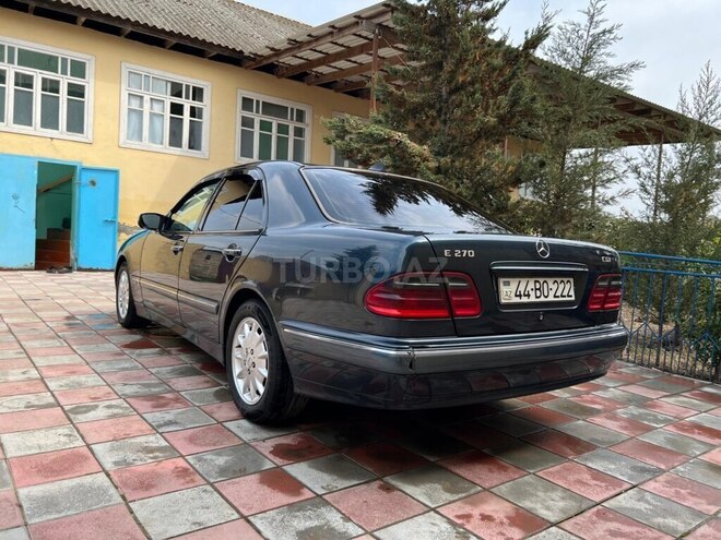 Mercedes E 270 2000, 520,000 km - 2.7 l - Masallı
