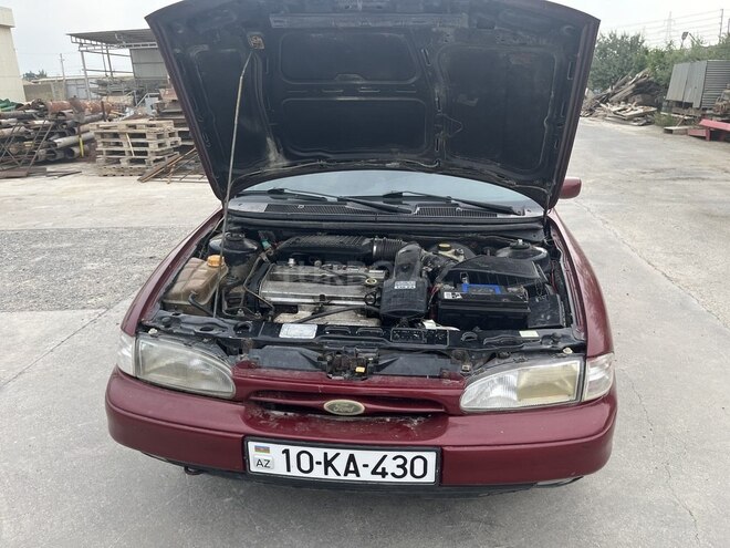 Ford Mondeo 1994, 281,247 km - 1.8 l - Bakı