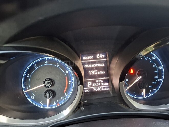Toyota Corolla 2015, 76,000 km - 1.8 l - Bakı