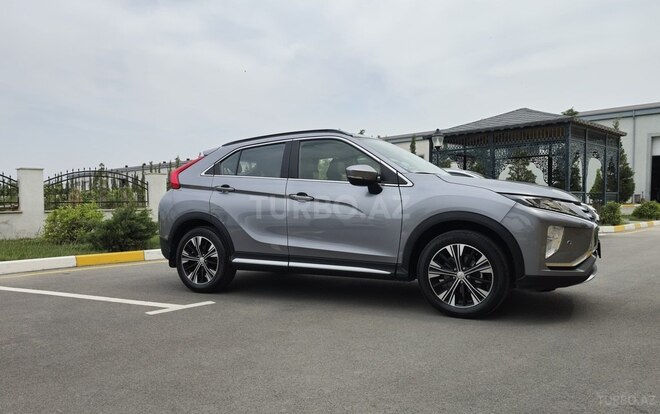 Mitsubishi Eclipse Cross 2018, 52,300 km - 1.5 l - Bakı