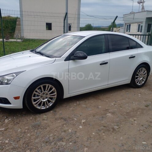 Chevrolet Cruze 2011, 354,000 km - 1.4 l - Qazax