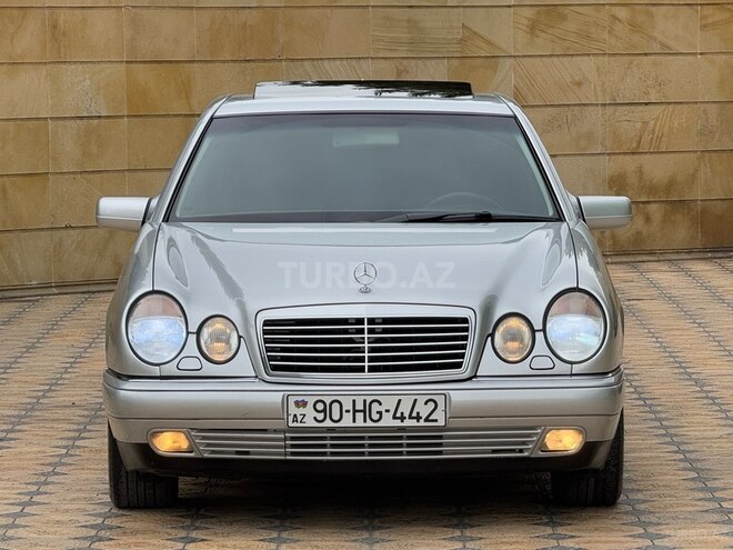 Mercedes E 240 1999, 205,000 km - 2.4 l - Gəncə