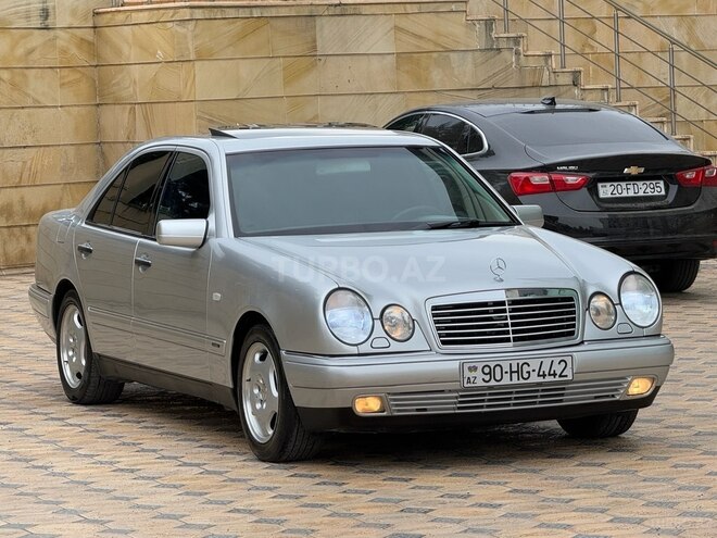 Mercedes E 240 1999, 205,000 km - 2.4 l - Gəncə