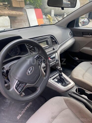 Hyundai Elantra 2017, 117,000 km - 2.0 л - Bakı