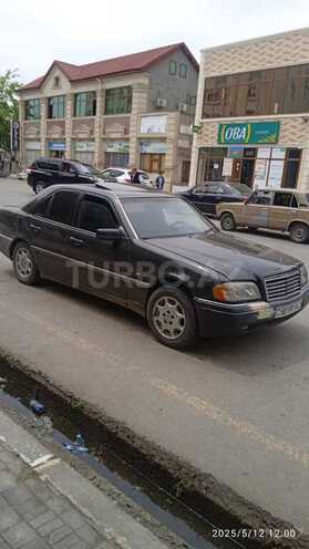 Mercedes C 250 d 1996, 300,000 km - 2.5 l - Sabirabad