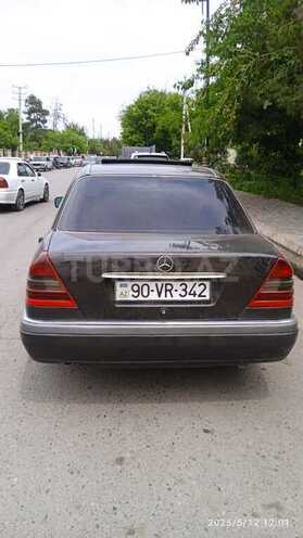Mercedes C 250 d 1996, 300,000 km - 2.5 l - Sabirabad