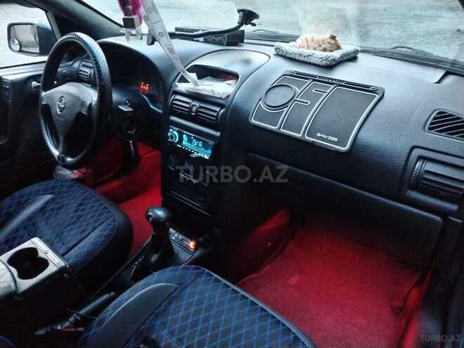 Opel Astra 2003, 302,000 km - 1.6 l - Masallı