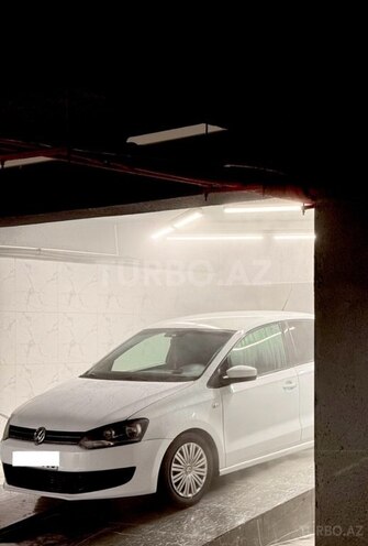 Volkswagen Polo 2015, 185,000 km - 1.6 l - Bakı