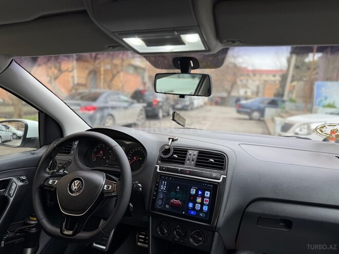 Volkswagen Polo 2015, 185,000 km - 1.6 l - Bakı
