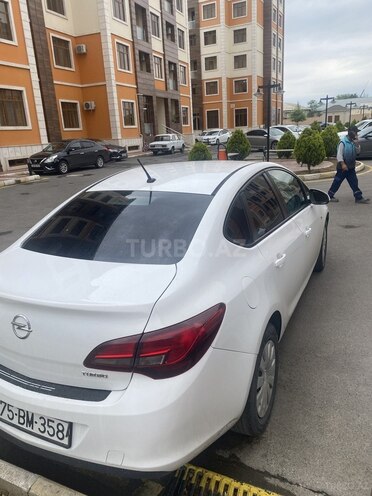 Opel Astra 2016, 127,900 km - 1.4 л - Naxçıvan