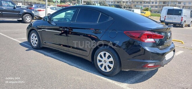 Hyundai Elantra 2019, 100,700 km - 2.0 л - Bakı