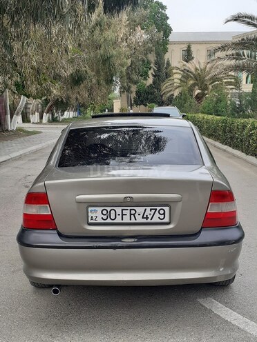 Opel Vectra 1996, 177,000 km - 1.6 l - Sumqayıt