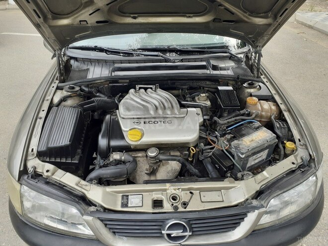 Opel Vectra 1996, 177,000 km - 1.6 l - Sumqayıt