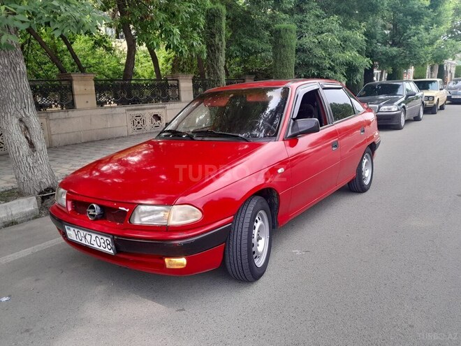 Opel Astra 1995, 444,440 km - 1.6 l - Ağcabədi