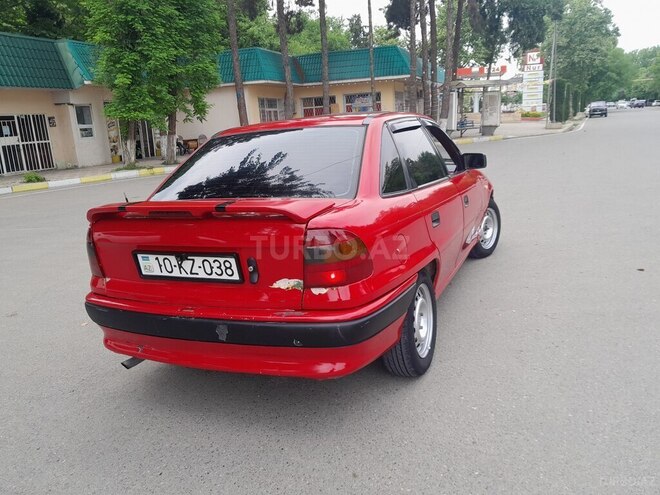 Opel Astra 1995, 444,440 km - 1.6 l - Ağcabədi