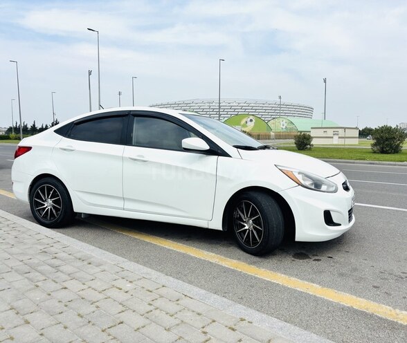 Hyundai Accent 2015, 208,000 km - 1.6 l - Bakı