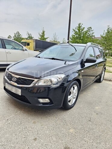 Kia Ceed 2009, 303,064 km - 1.6 л - Bakı