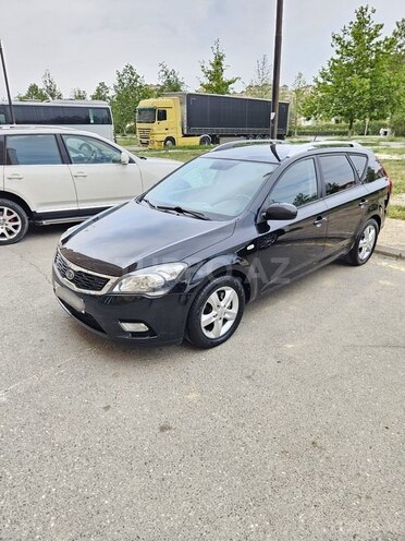 Kia Ceed 2009, 303,064 km - 1.6 л - Bakı
