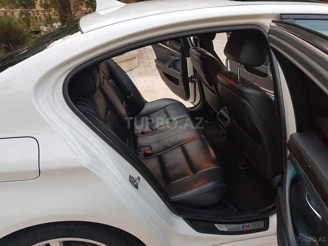 BMW 528 2014, 221,000 km - 2.0 l - Bakı