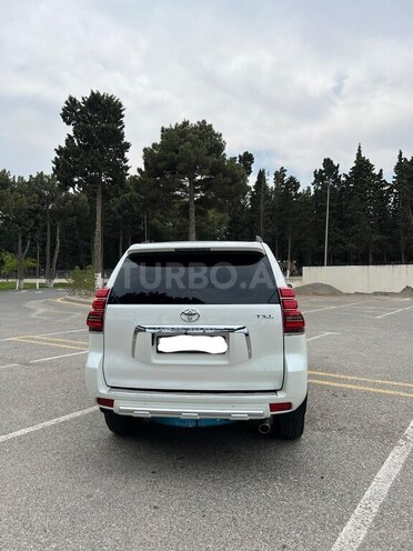 Toyota Land Cruiser Prado 2011, 177,600 km - 2.7 l - Bakı