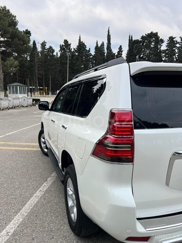Toyota Land Cruiser Prado 2011, 177,600 km - 2.7 l - Bakı