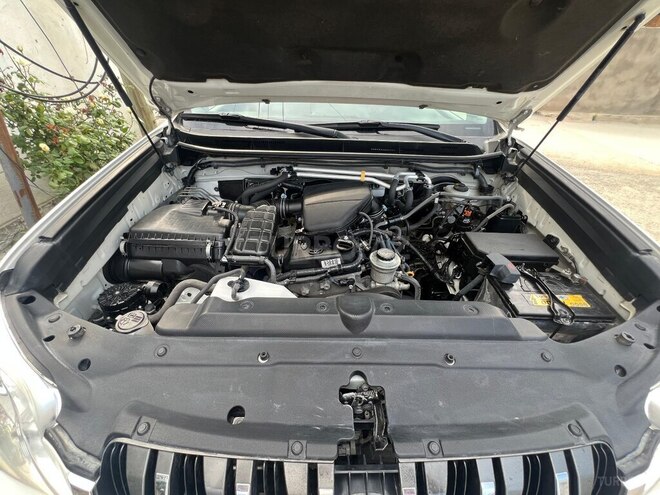 Toyota Land Cruiser Prado 2011, 177,600 km - 2.7 l - Bakı