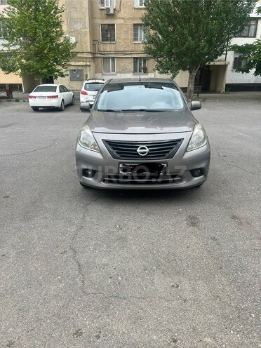 Nissan Sunny 2012, 227,215 km - 1.5 л - Bakı