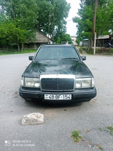 Mercedes E 220 1990, 347,653 km - 2.2 l - Oğuz
