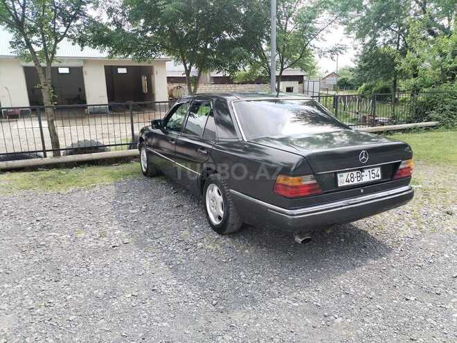 Mercedes E 220 1990, 347,653 km - 2.2 l - Oğuz