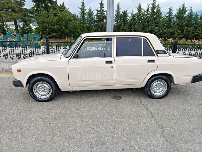 LADA (VAZ) 2105 1995, 90,000 km - 1.6 l - Şəki