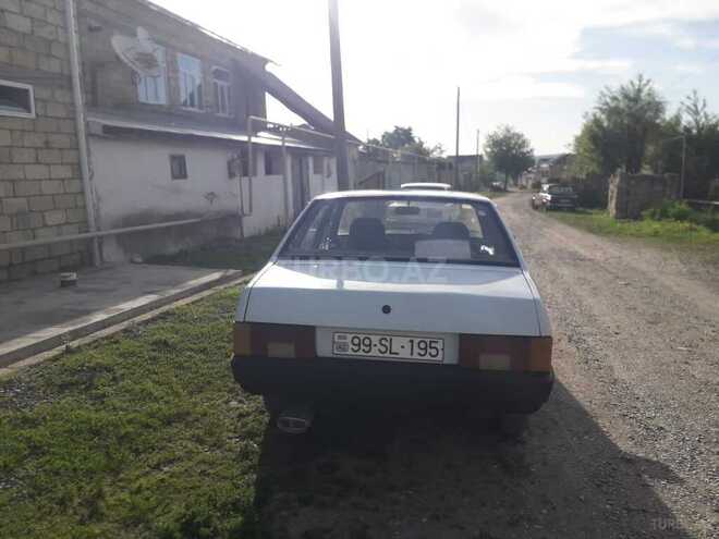 LADA (VAZ) 21099 1997, 400,000 km - 1.5 l - Quba