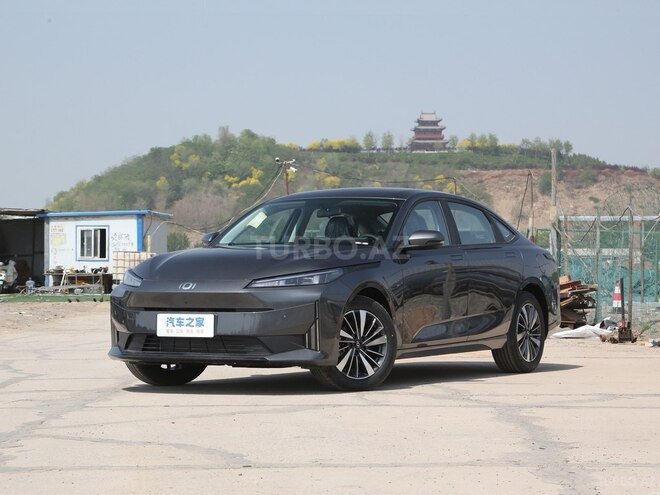 Changan Qiyuan A05 2025, 0 km - 1.5 л - Bakı