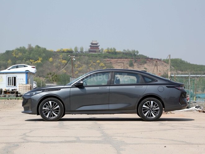 Changan Qiyuan A05 2025, 0 km - 1.5 л - Bakı