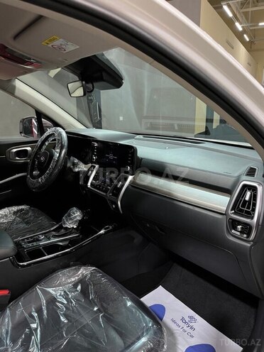 Kia Sorento-18