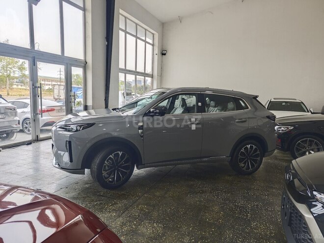 Changan Qiyuan Q05-4