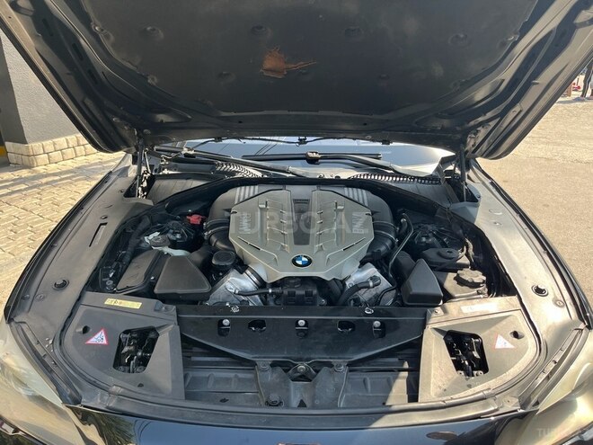 BMW 750 2010, 260,000 km - 4.4 l - Bakı