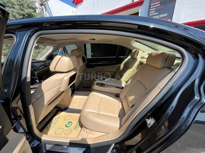 BMW 750 2010, 260,000 km - 4.4 l - Bakı