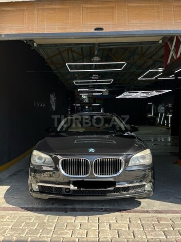 BMW 750 2010, 260,000 km - 4.4 l - Bakı