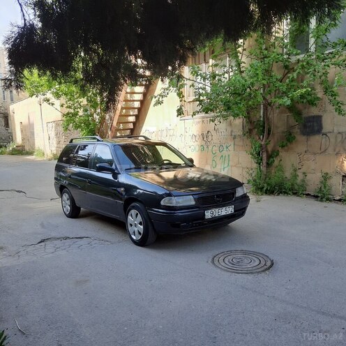 Opel Astra 1997, 247,000 km - 1.6 l - Bakı