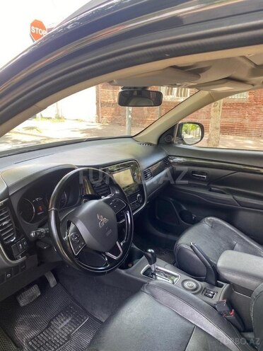 Mitsubishi Outlander 2016, 170,000 km - 2.4 l - Bakı