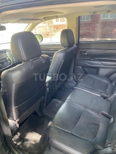 Mitsubishi Outlander 2016, 170,000 km - 2.4 l - Bakı