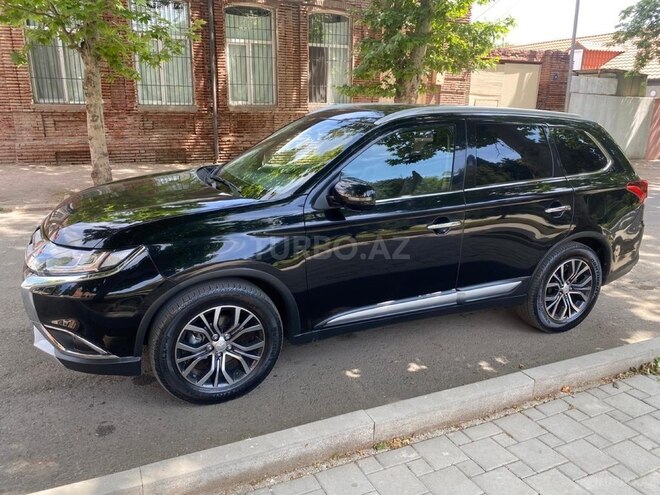 Mitsubishi Outlander 2016, 170,000 km - 2.4 l - Bakı