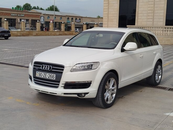 Audi Q7 2006, 152,800 km - 4.2 l - Bərdə