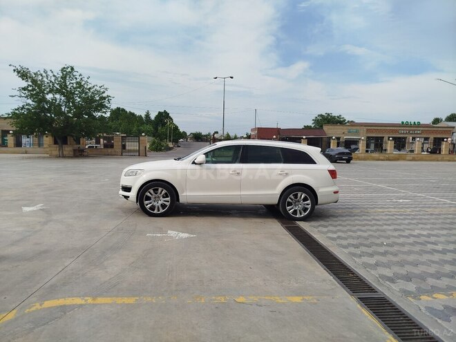 Audi Q7 2006, 152,800 km - 4.2 l - Bərdə