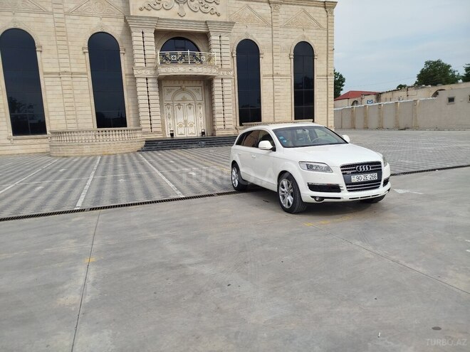 Audi Q7 2006, 152,800 km - 4.2 l - Bərdə